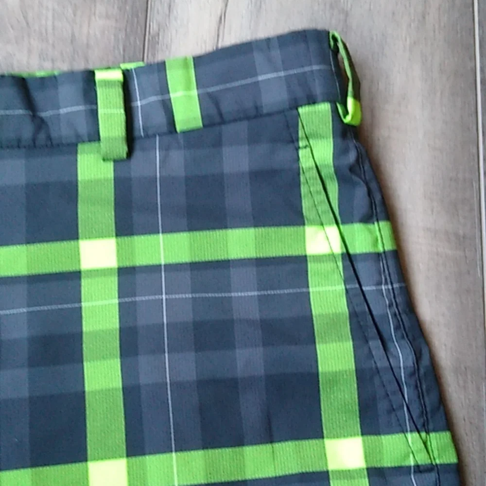 Men’s Nike Golf shorts plaid size 38 - Picture 4 of 11
